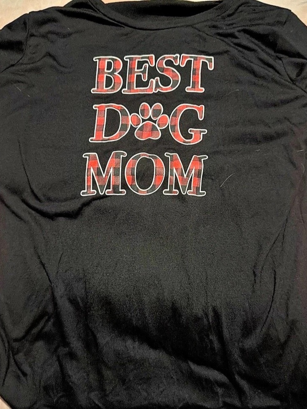 Best Dog Mom Graphic Tee in Black